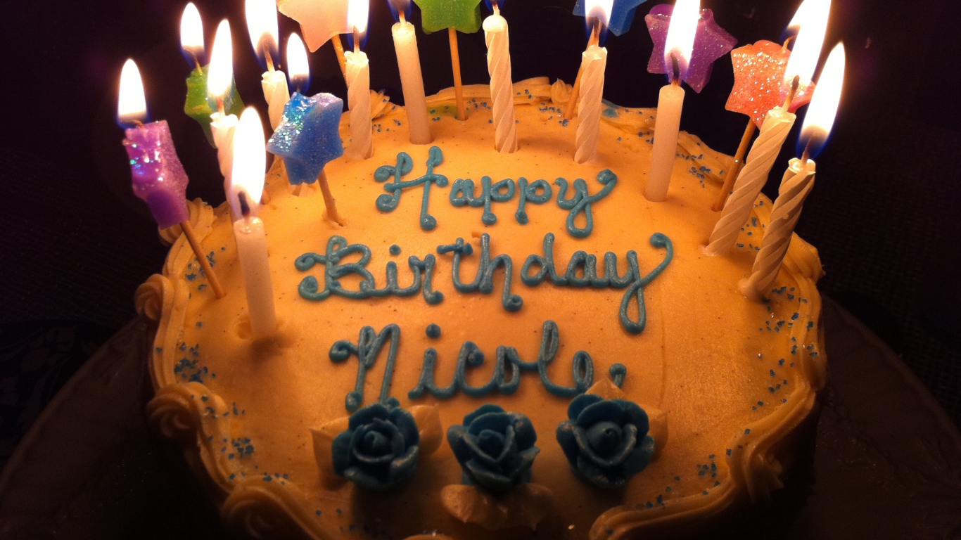  Коричневый торт на день рождения