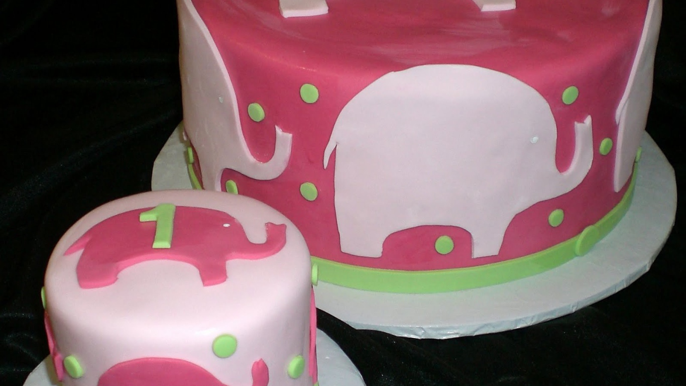 Розовый слон торт на день рождения