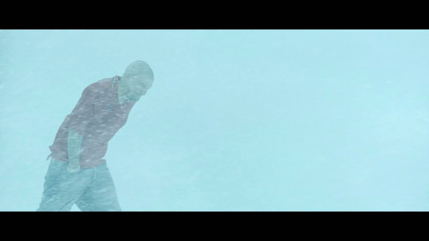 Баста в снегу