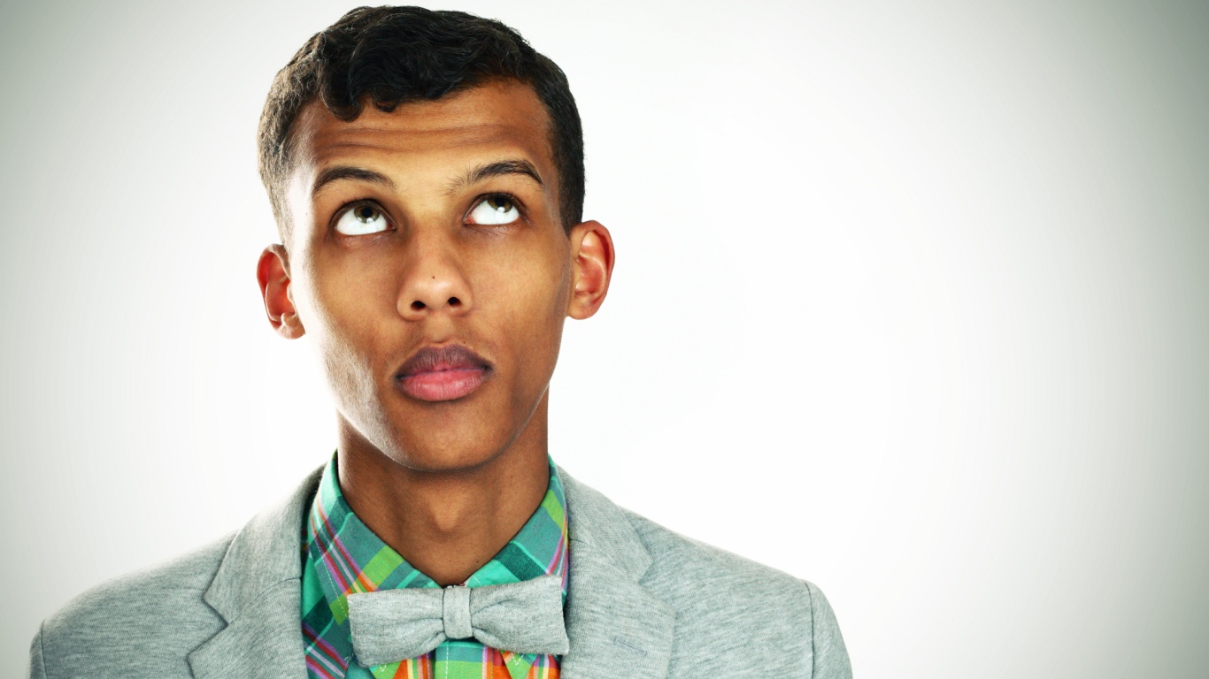 Stromae с песней Papaoutai