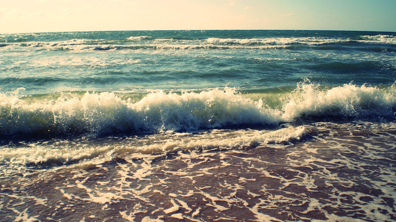 Шумный пляж