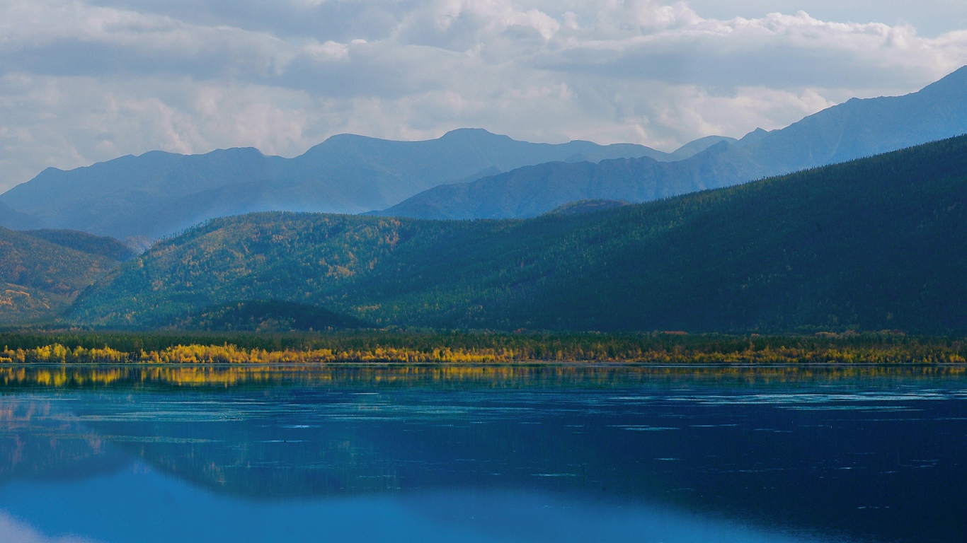 Горы и морская гладь