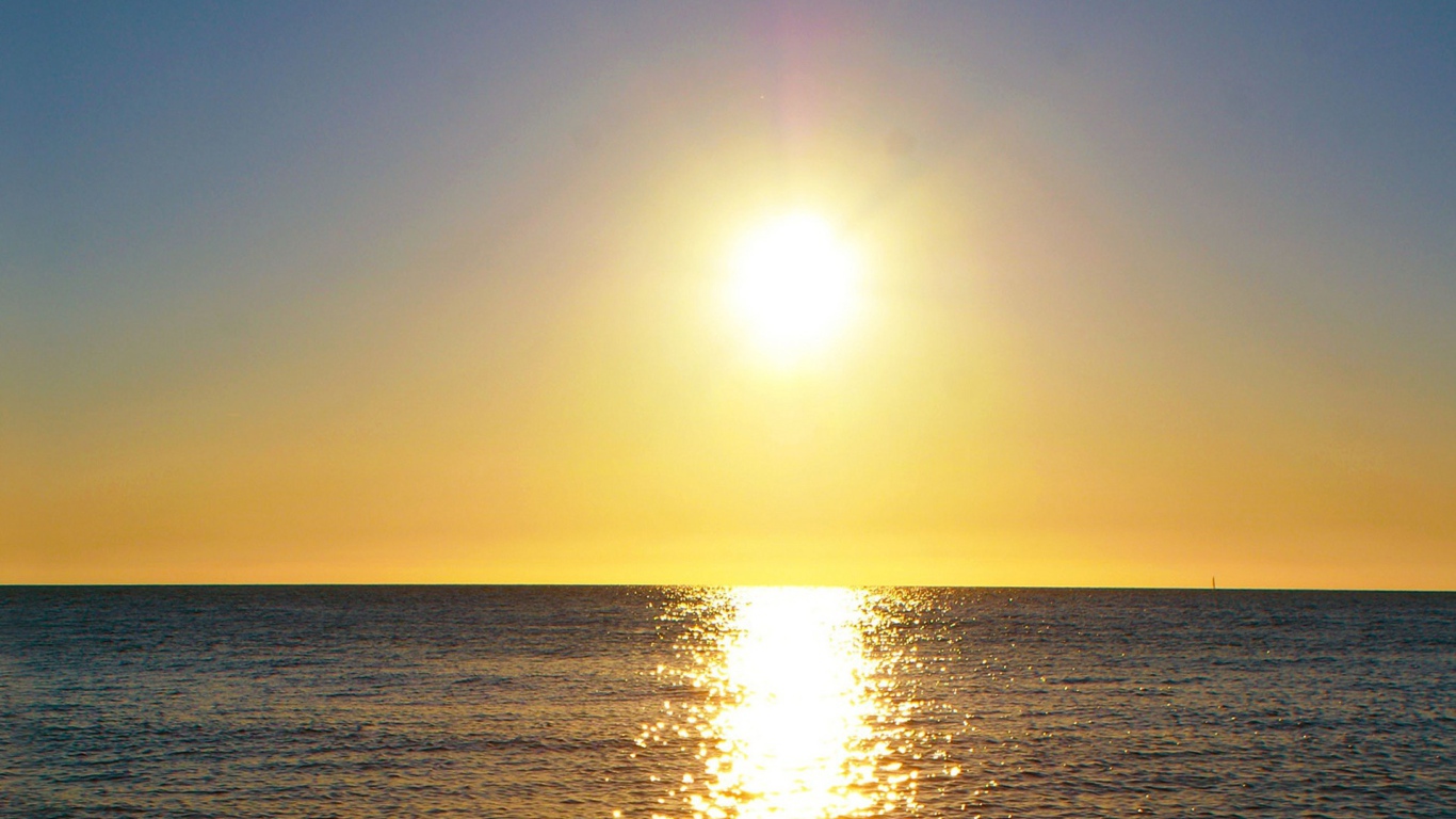 Солнечная дорога на море