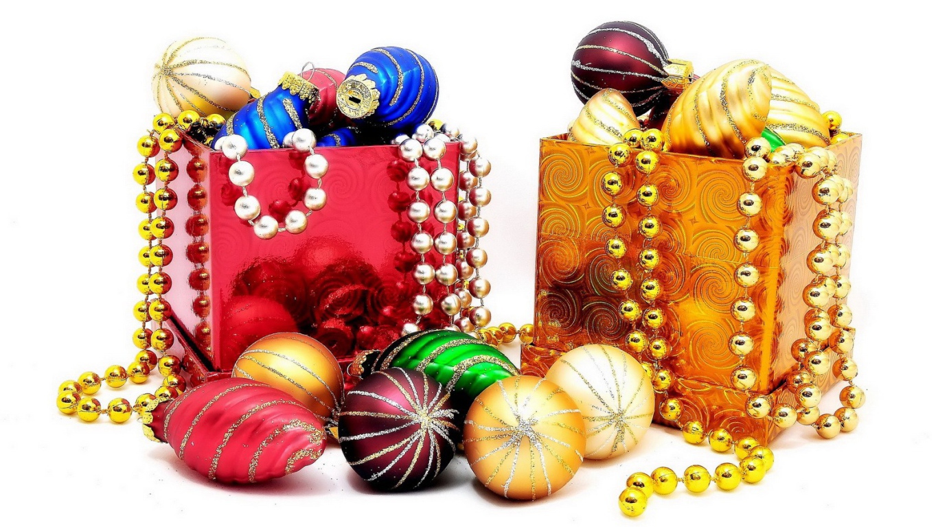 Подарочные елочные игрушки