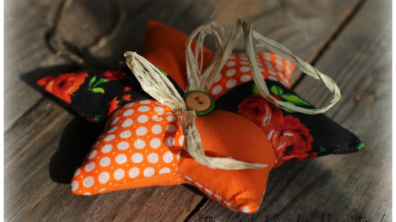 Дизайнерские елочные игрушки