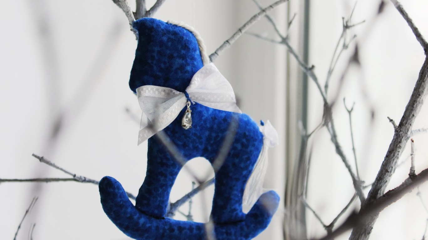 Лошади игрушки