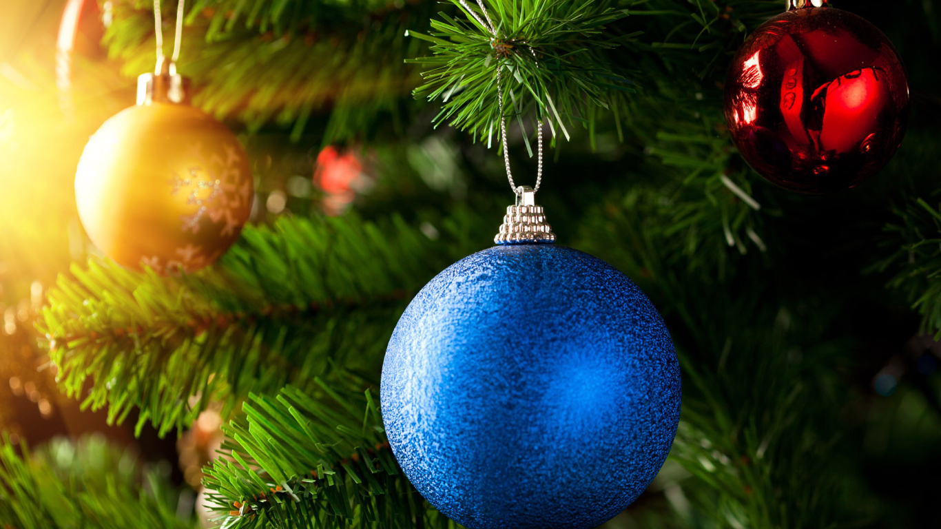 Cовременные елочные игрушки