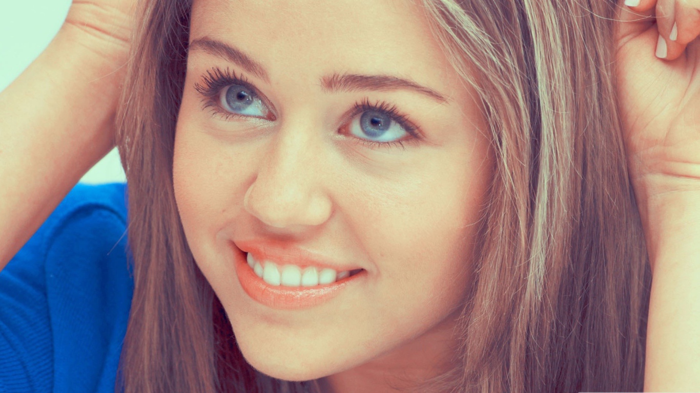Beautiful Smile Miley Cyrus