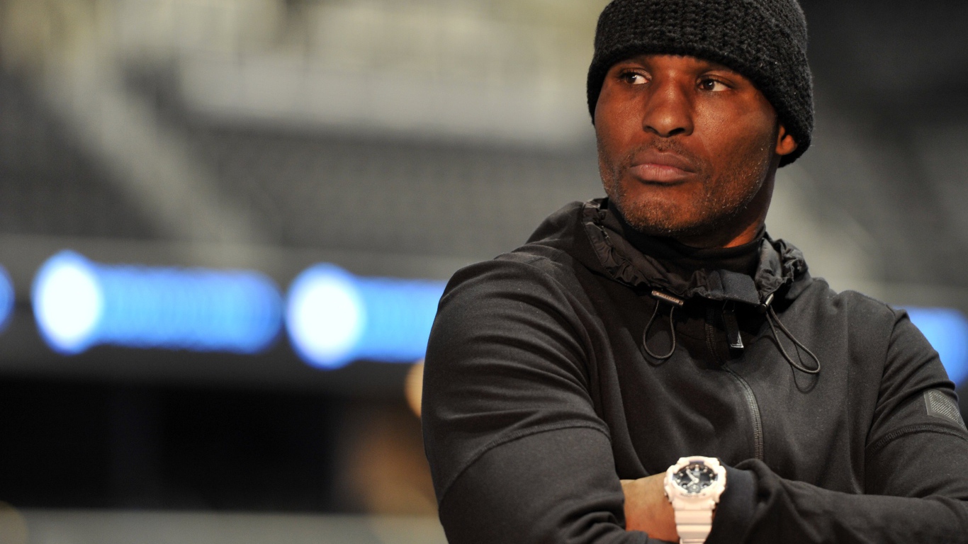 Бернард Хопкинс в черном