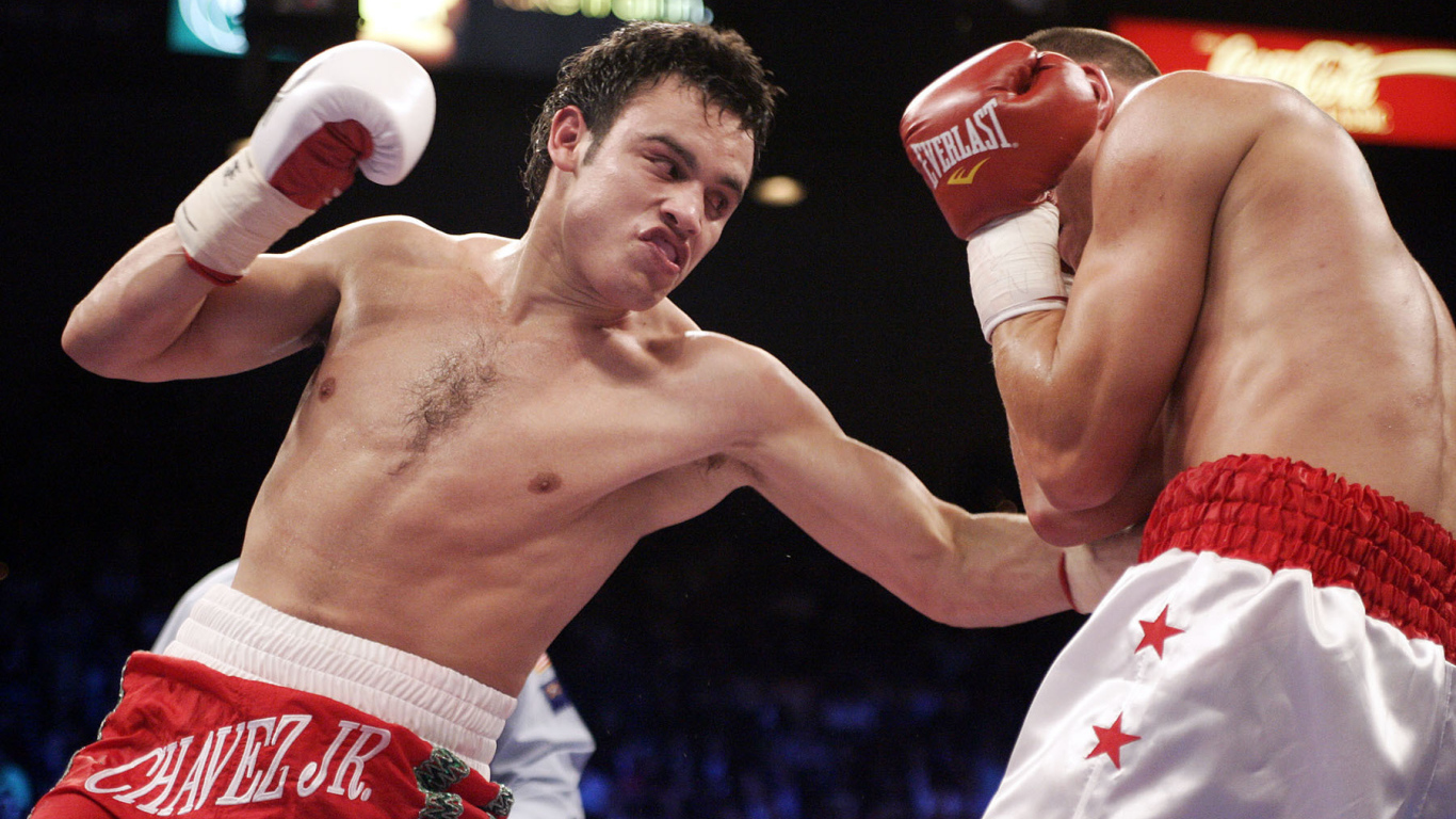 Боксер Оскар Дела Хойя