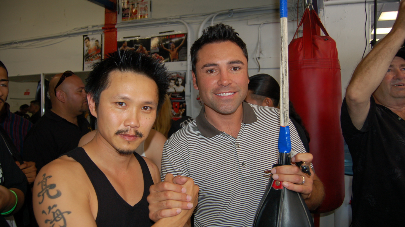 Боксеры Оскар Дела Хойя и Стивен Хо