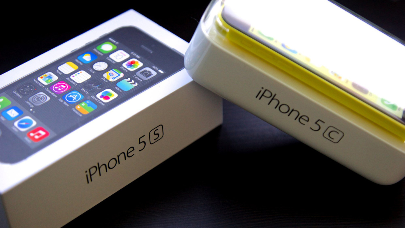 Iphone 5S and Iphone 5C запакованные