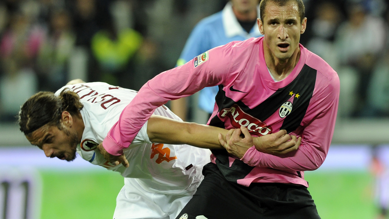 Ювентус Джорджо Кьеллини агрессивный игрок