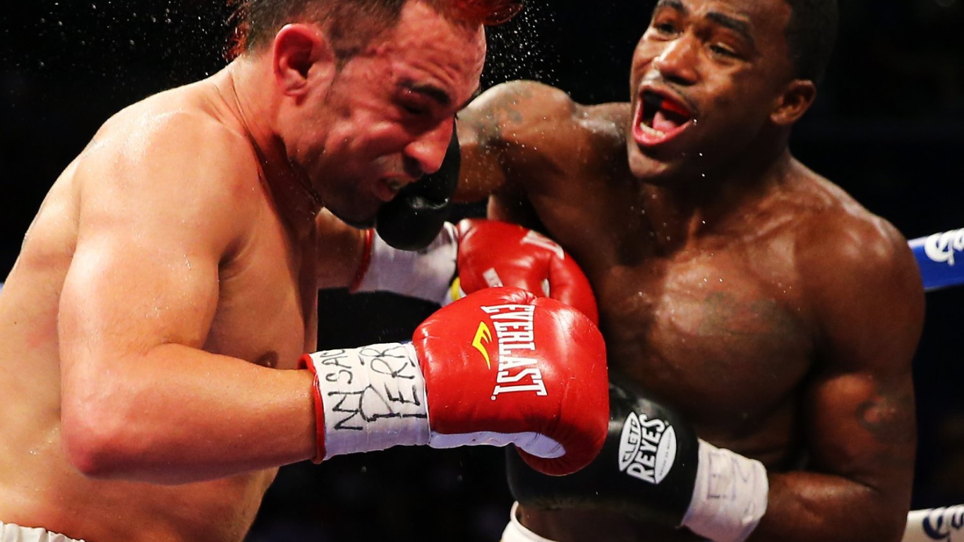 Риддик Боу удивительный удар