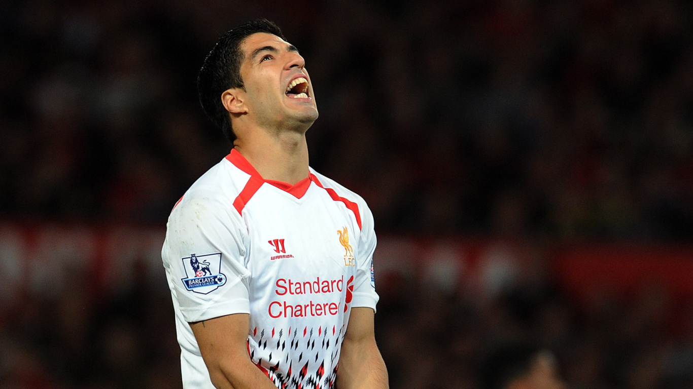 Лучший футболист Ливерпуля Луис Суарес упустил гол