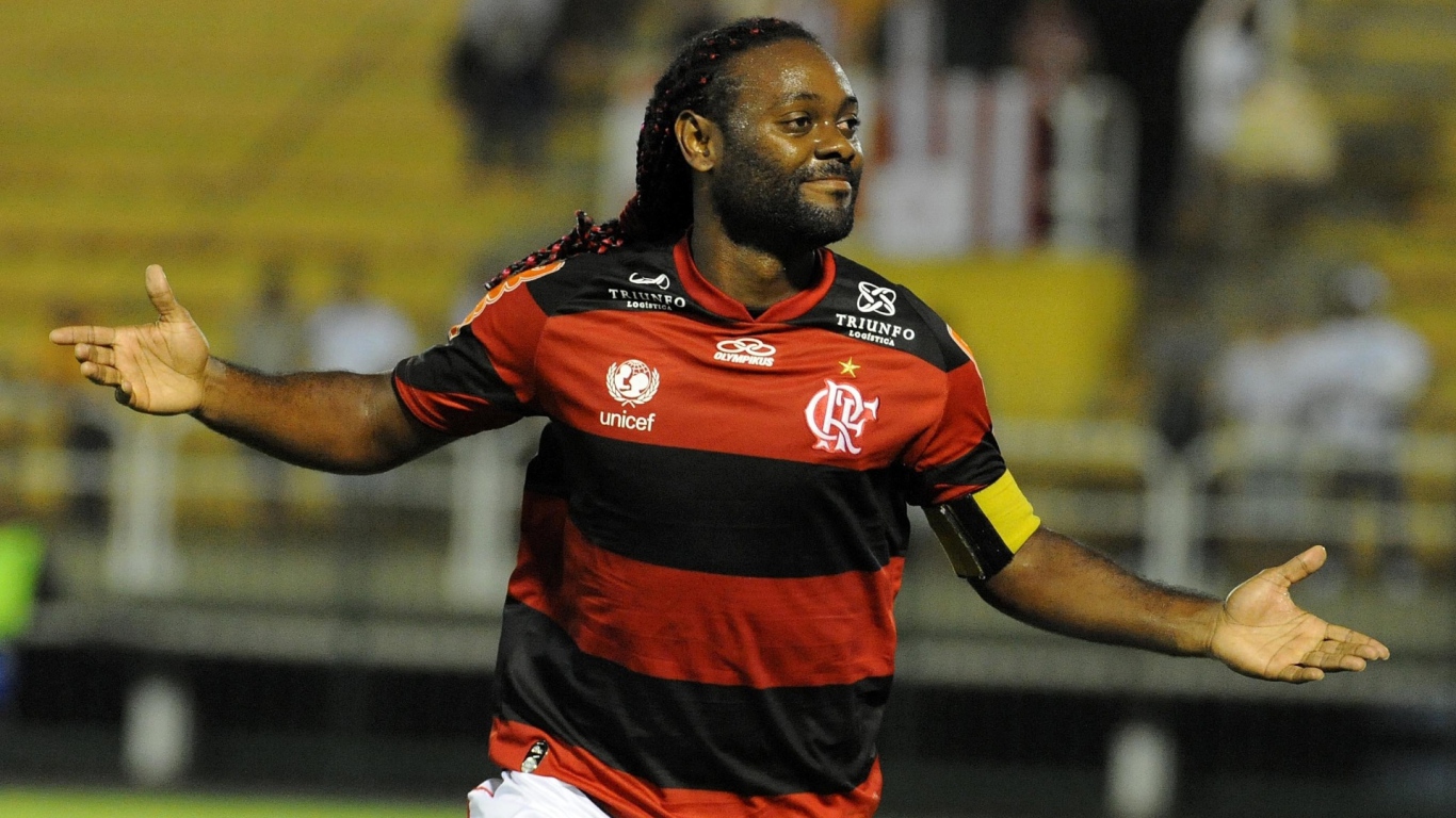 Лучший футболист Шаньдун Лунэн Вагнер