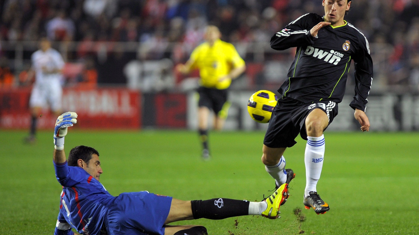 Футболист Арсенала Месут Озил