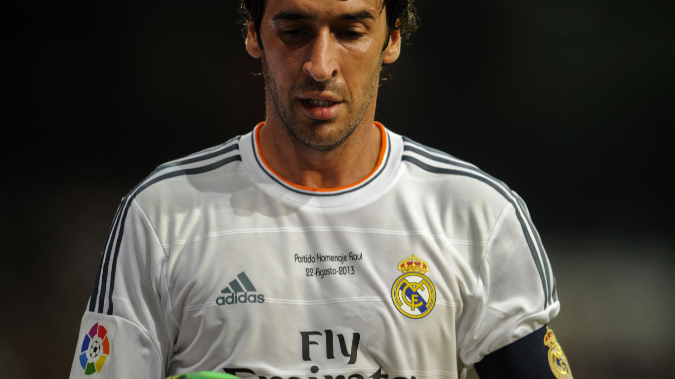 Игрок Аль Садд Рауль Гонсалес