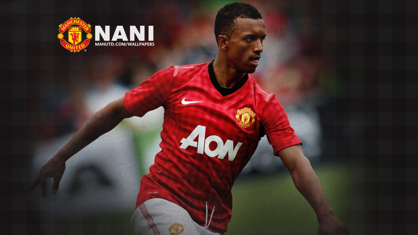  Игрок Манчестер Юнайтед Луиш Нани в темных тонах