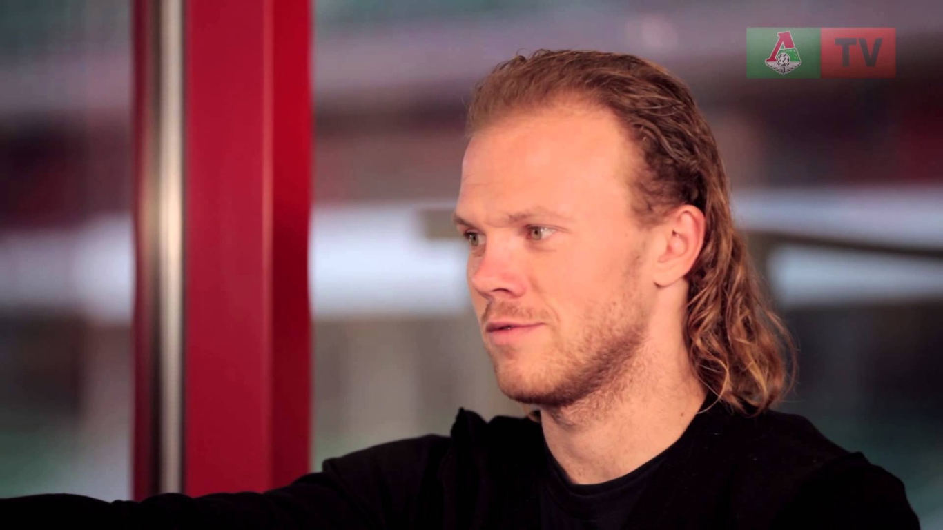 футболист московского Локомотива Виталий Денисов