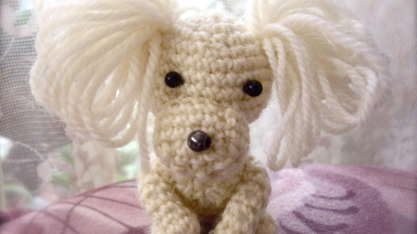 Вязаная игрушка пудель