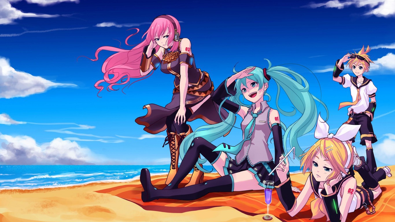 Подруги отдыхают на берегу