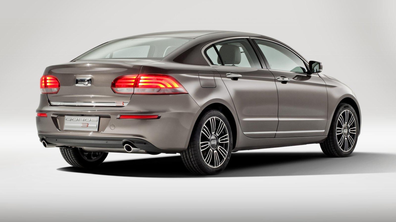 Тест драйв автомобиля Qoros 3 2014