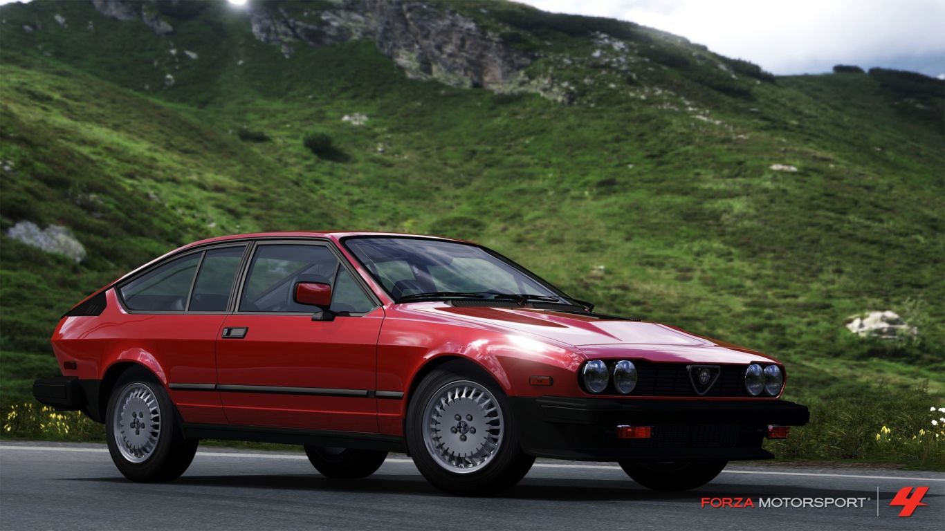 Красивый автомобиль Alfa Romeo alfetta