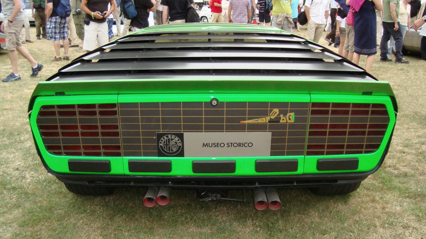 Надежная машина Alfa Romeo carabo