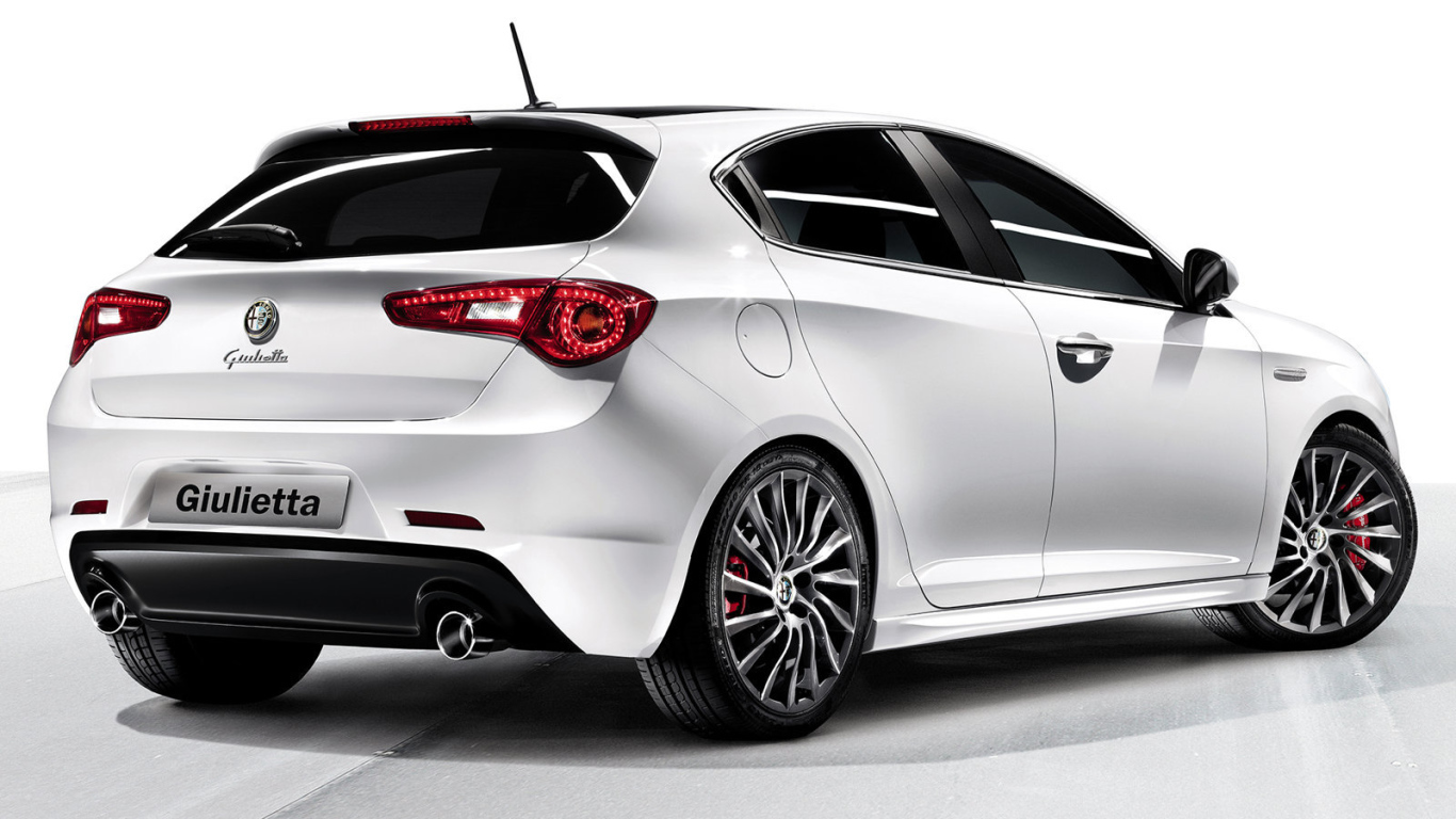 Надежная машина Alfa Romeo giulia