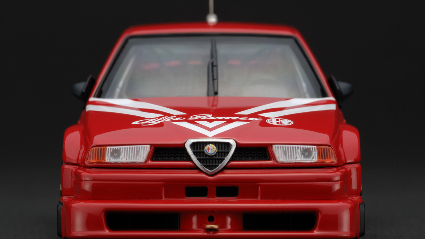 Новая машина Alfa Romeo 155