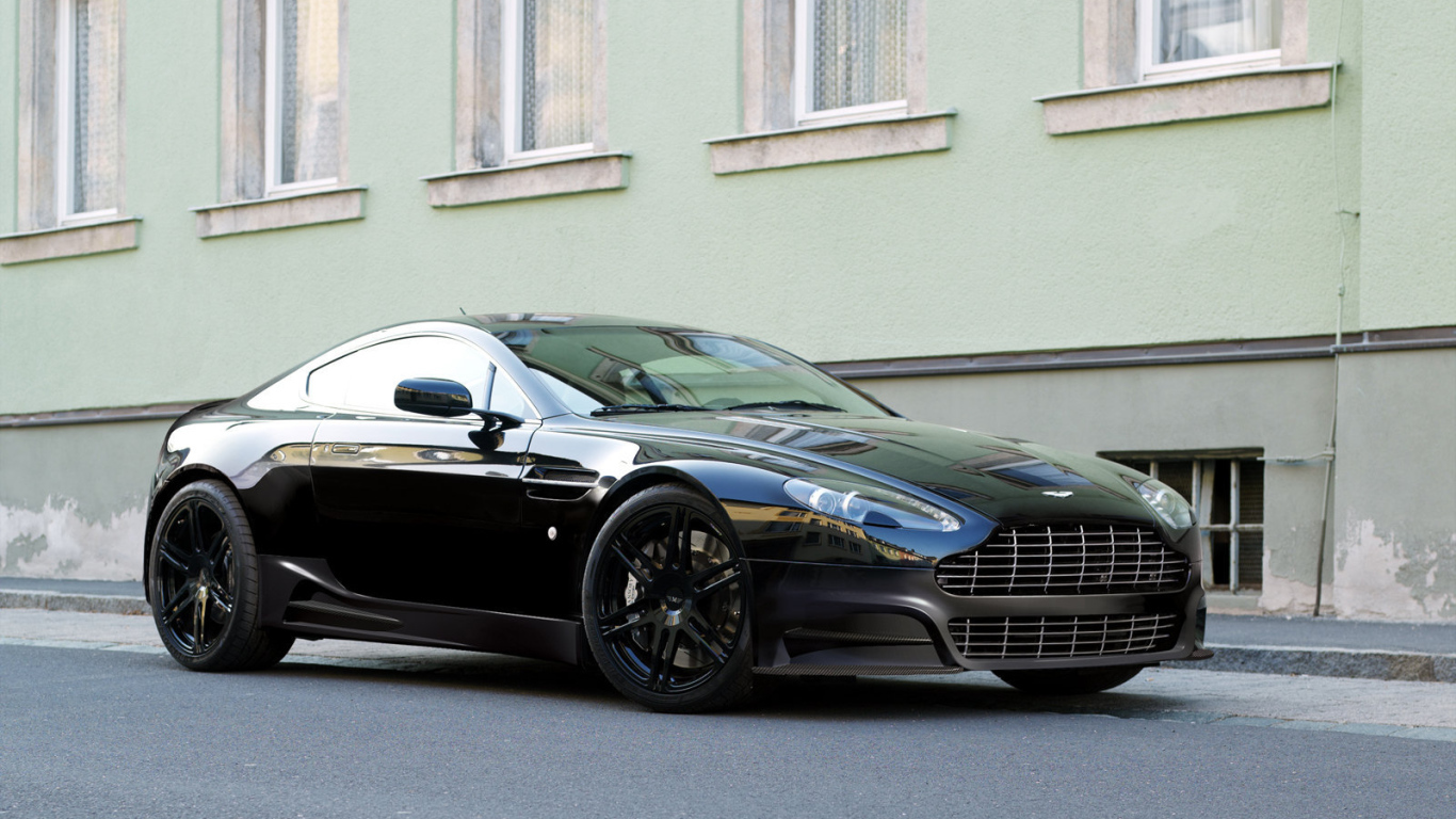 Новый автомобиль Aston Martin mansory