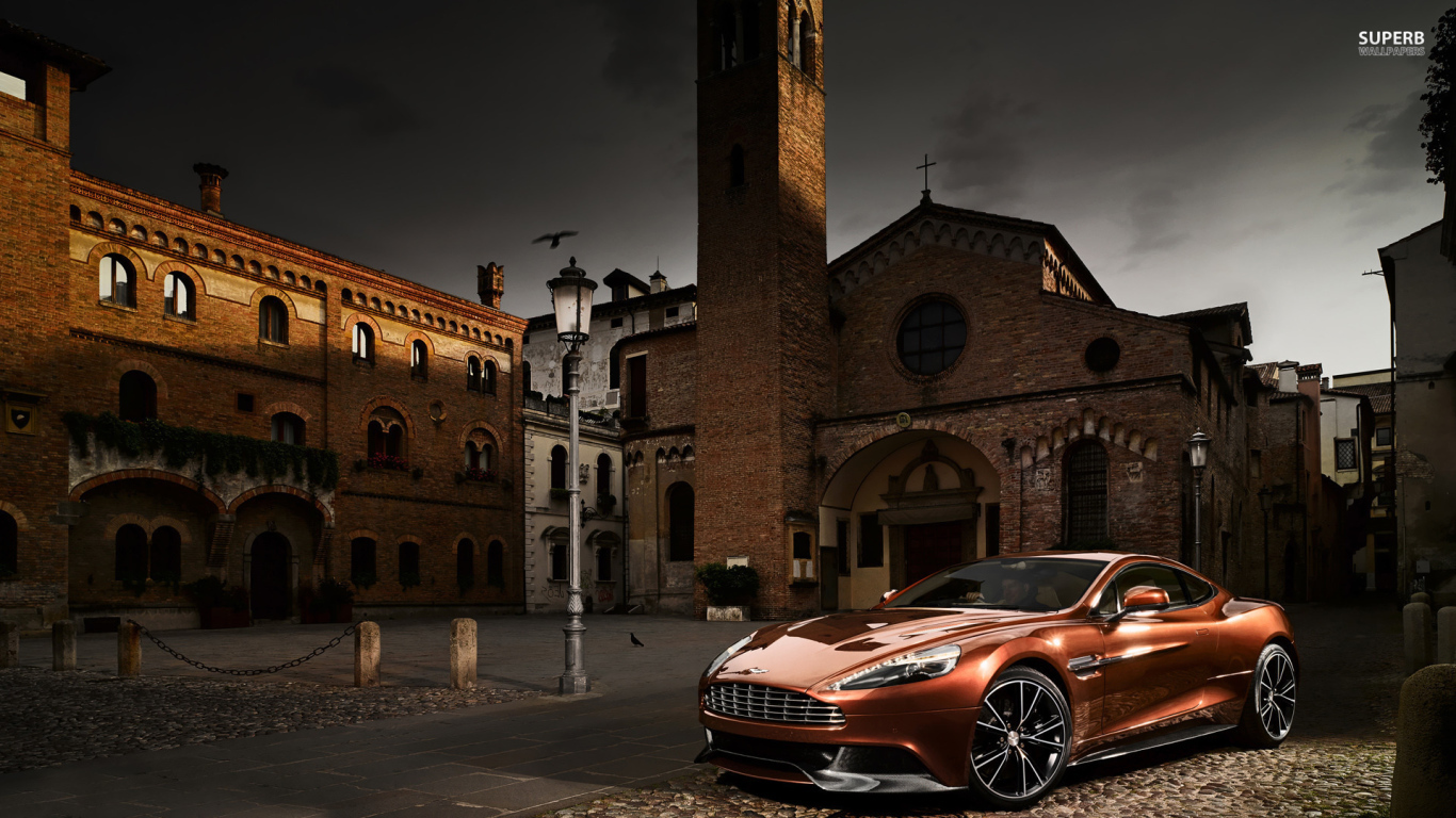 Новый автомобиль Aston Martin vanquish