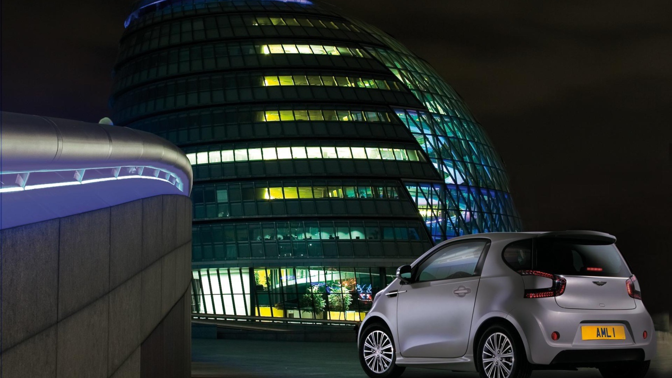 Фото автомобиля Aston Martin cygnet