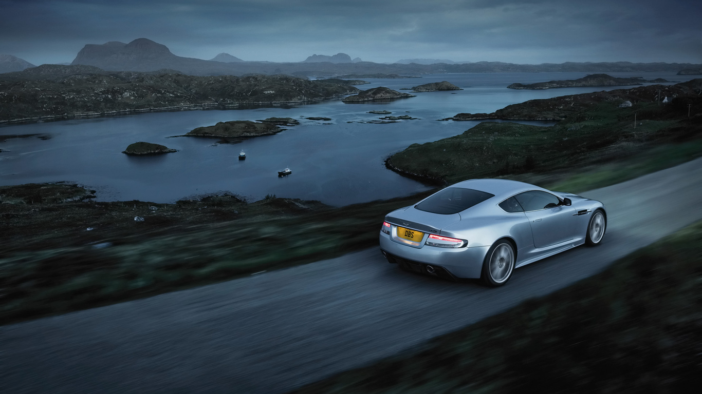 Надежный автомобиль Aston Martin dbs