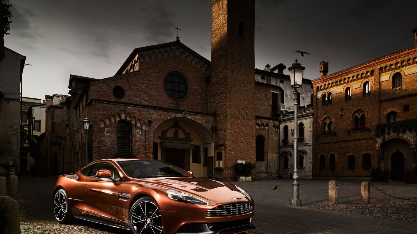 Тест драйв автомобиля Aston Martin vanquish