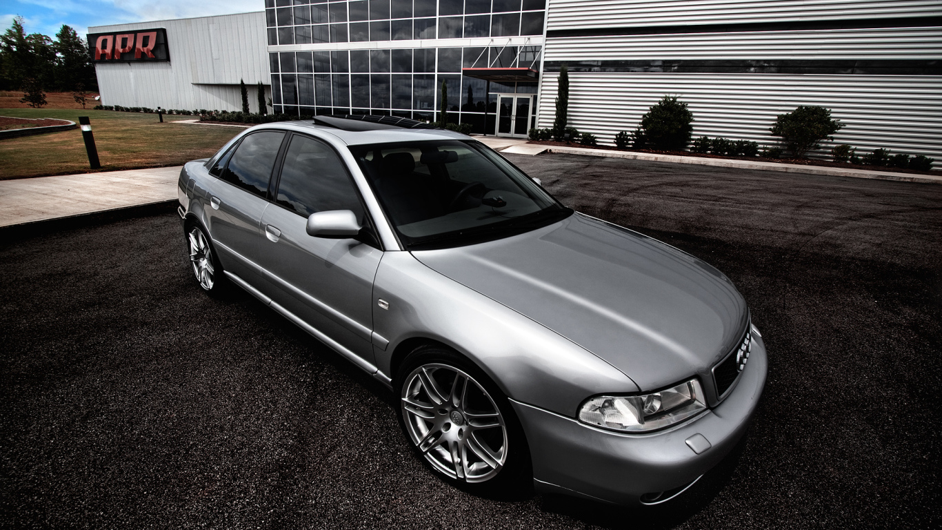 Новая машина Audi b5