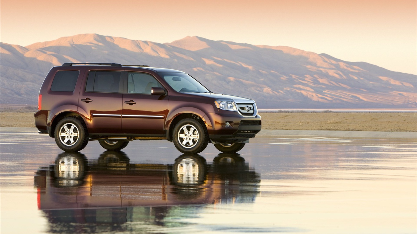 Автомобиль марки Honda модели Pilot