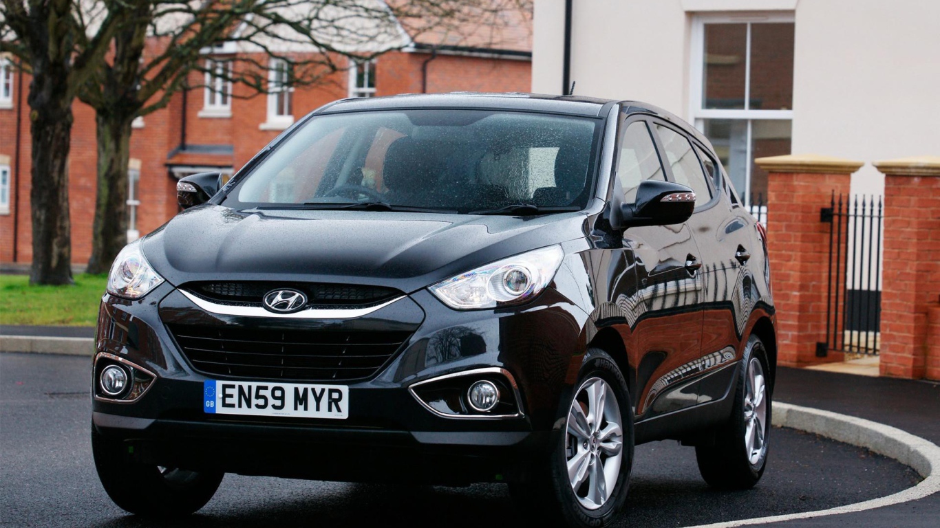 Красивый автомобиль Hyundai IX35 в Москве