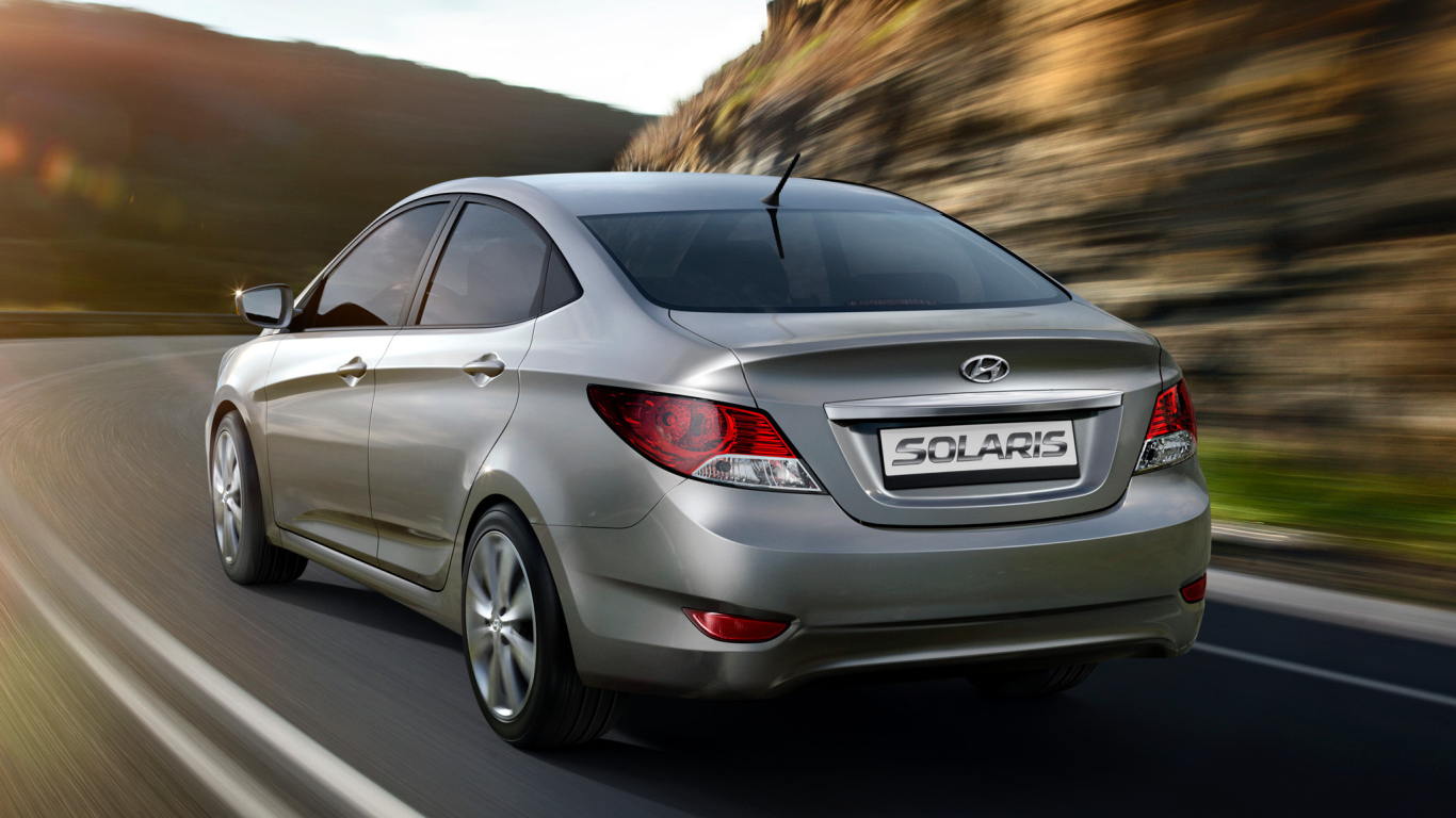 Автомобиль марки Hyundai модели Solaris