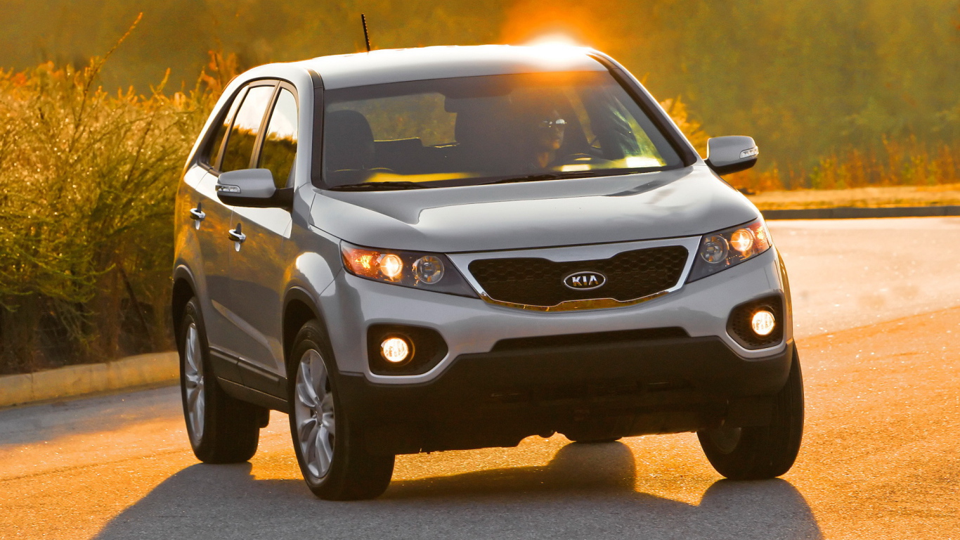 Красивый автомобиль Kia Sorento в Москве