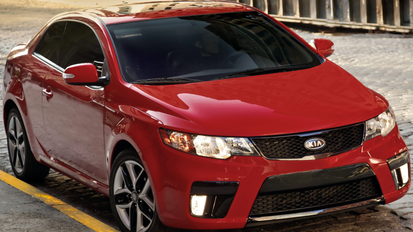 Тест драйв автомобиля Kia Cerato