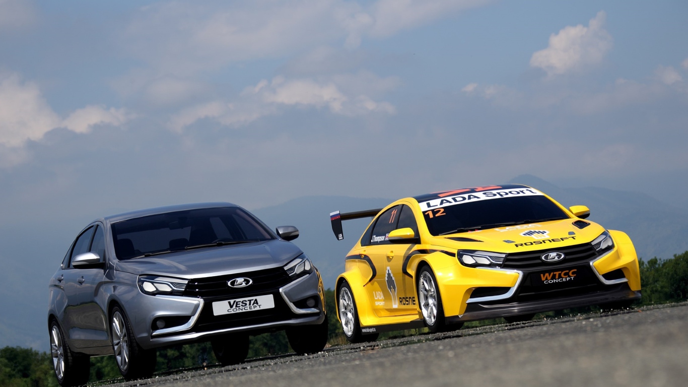 Две модели Лада Веста