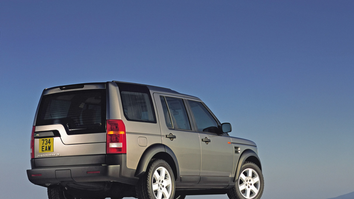 Автомобиль марки Land Rover модели Discovery 3