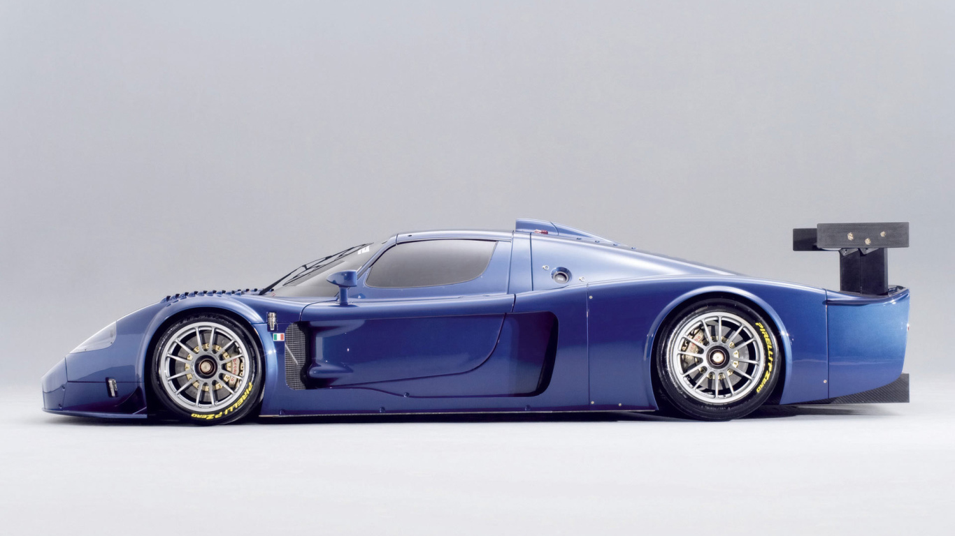Надежный автомобиль Maserati MC12