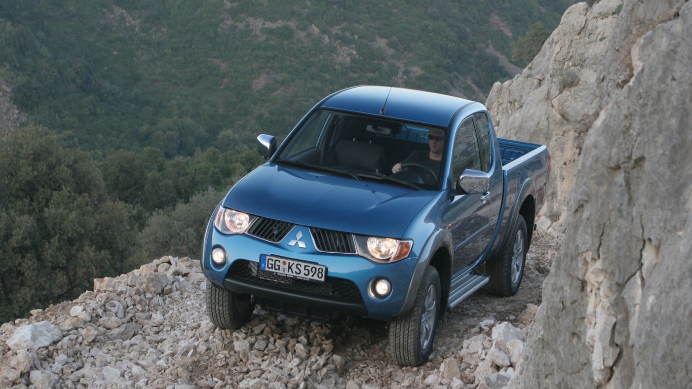 Тест драйв автомобиля Mitsubishi L200