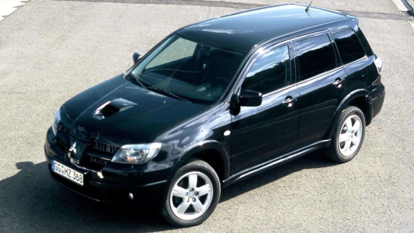 Тест драйв автомобиля Mitsubishi Outlander