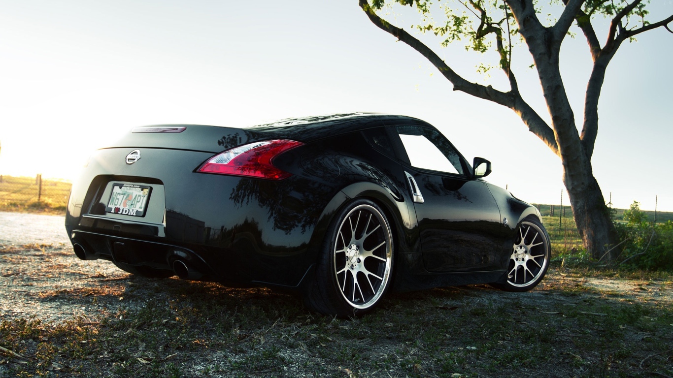 Ниссан 370z