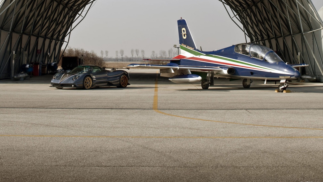 Автомобиль и самолет