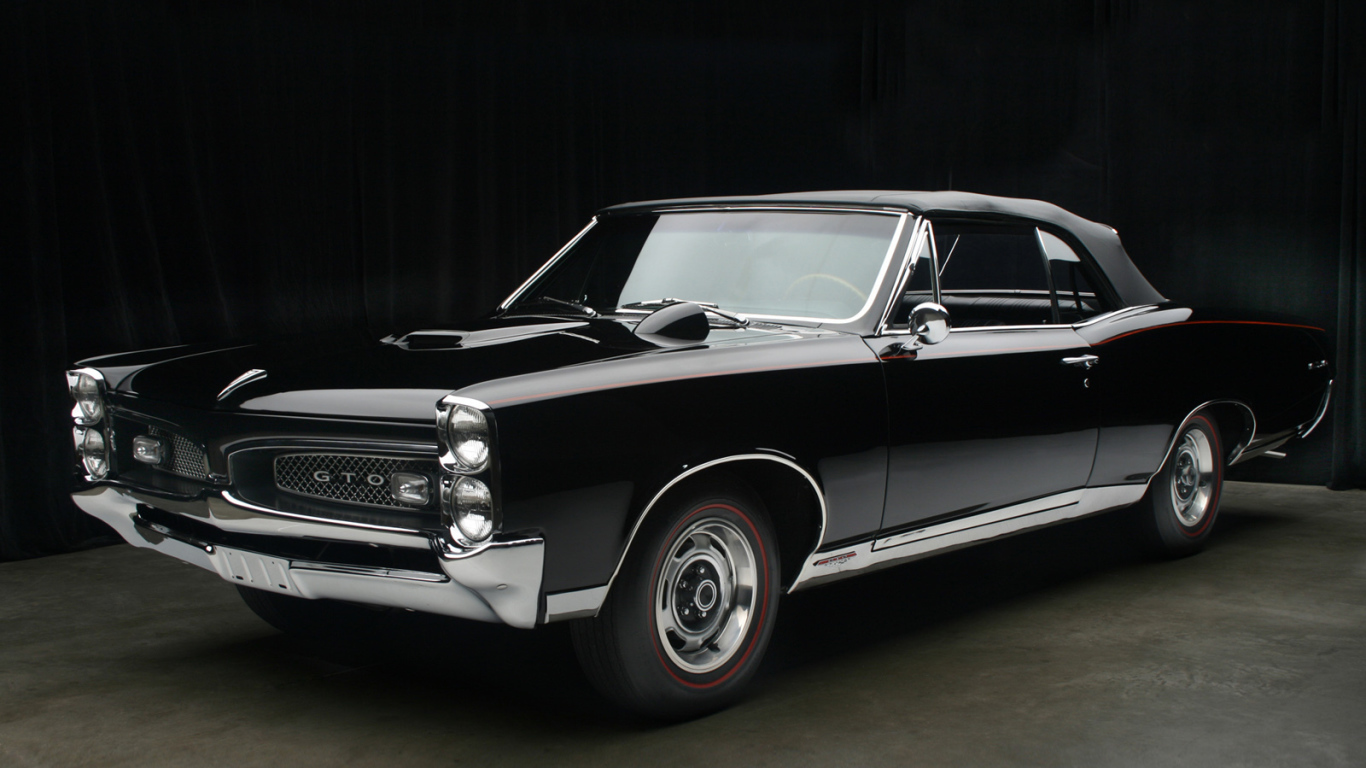 Новая машина Pontiac GTO